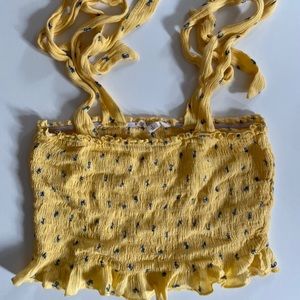 PASTEL YELLOW RIBBON STRAP CROPPED TANK